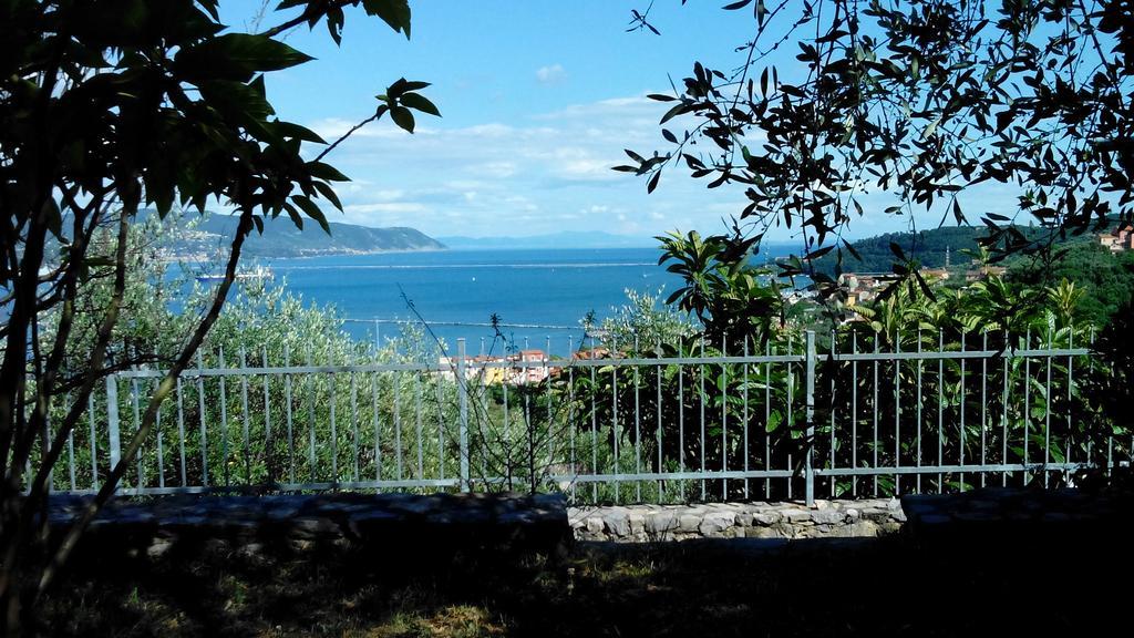 Villa Il Pettirosso La Spezia Exterior foto